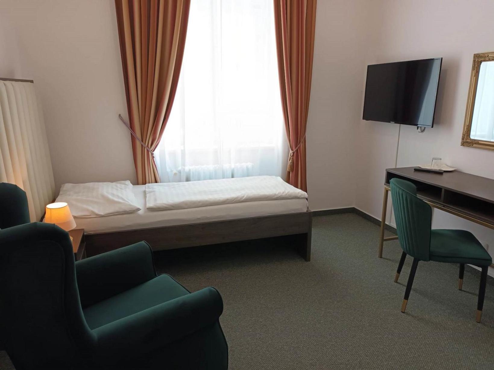 Hotel Maxim 마리안스케 라즈네 외부 사진